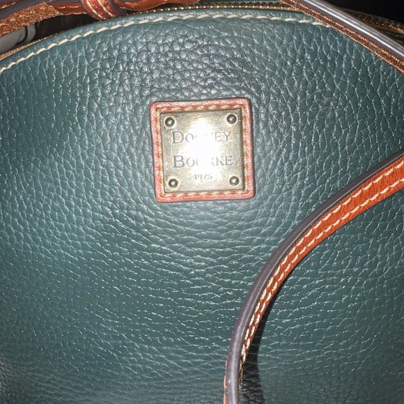 Dooney & Bourke Pebbled Leather Crossbody Green British Tan Trim - Picture 3 of 11